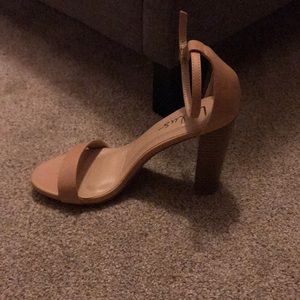 Lulus nude block heel